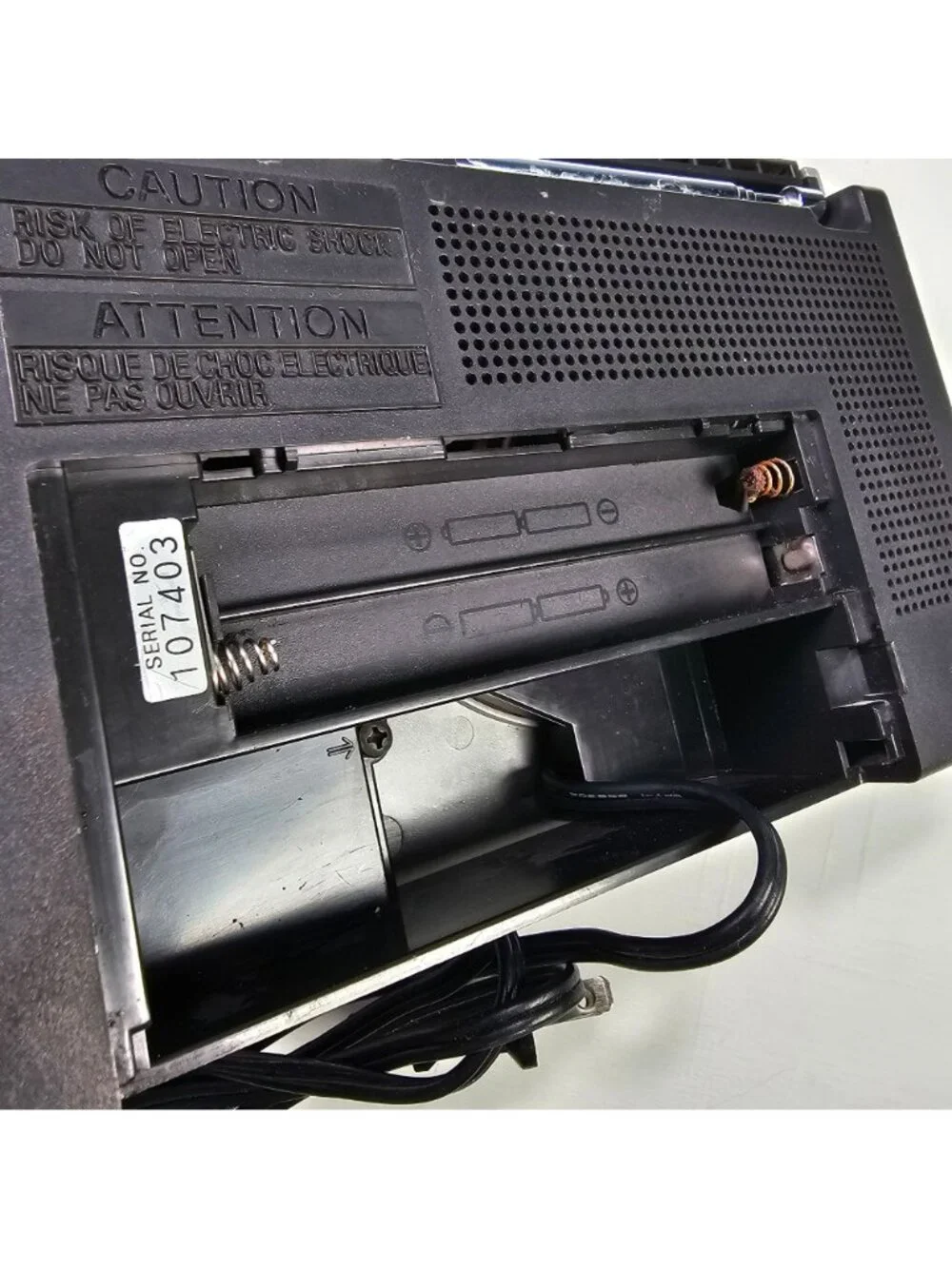 Sony ICF-710W FM/AM 2-Band Portable Radio Silver TESTED